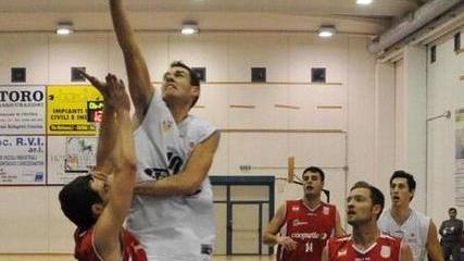 Basket Cecina, niente scherzi contro Fiorentina