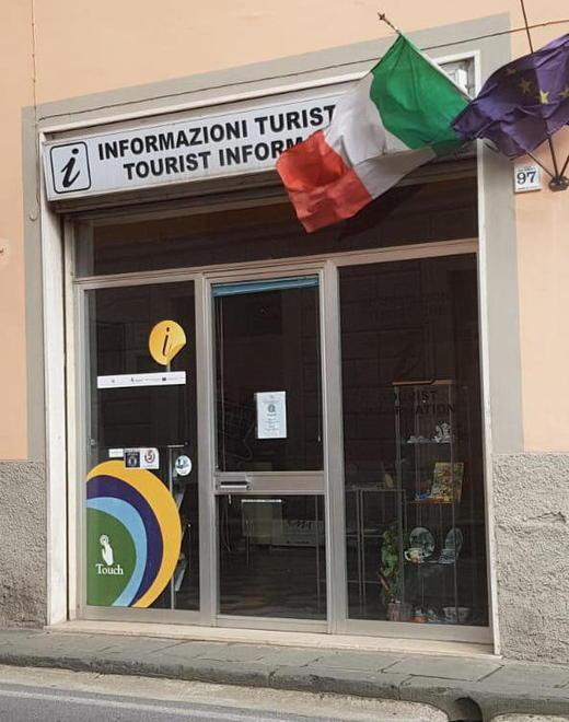 Dipendente licenziata «Molto amareggiata, l’ufficio andava bene»