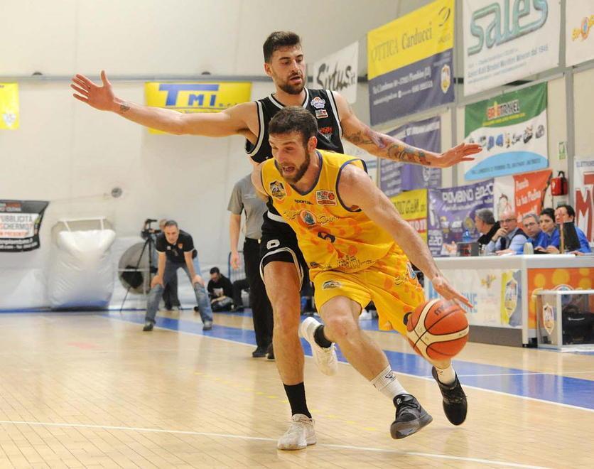 Piombino, ora si fa dura Cesena passa al Palatenda 