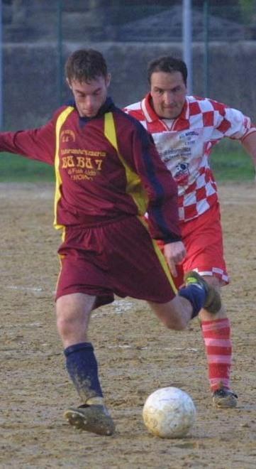 Fossone superstar, Filvilla piange 