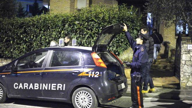 Picchia i carabinieri dopo una lite in discoteca condannato a quattro mesi