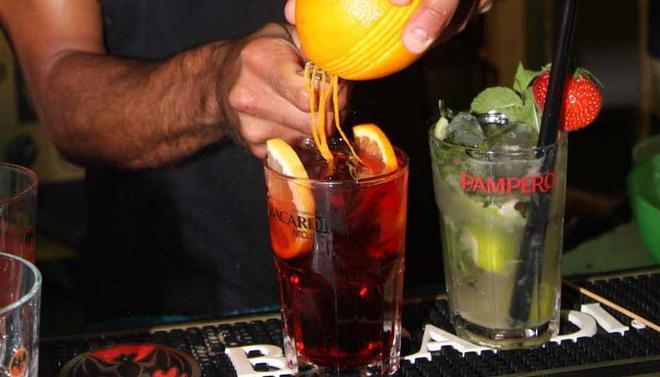 La stangata alcolica che non ti aspetti, aperitivi a 7 euro 