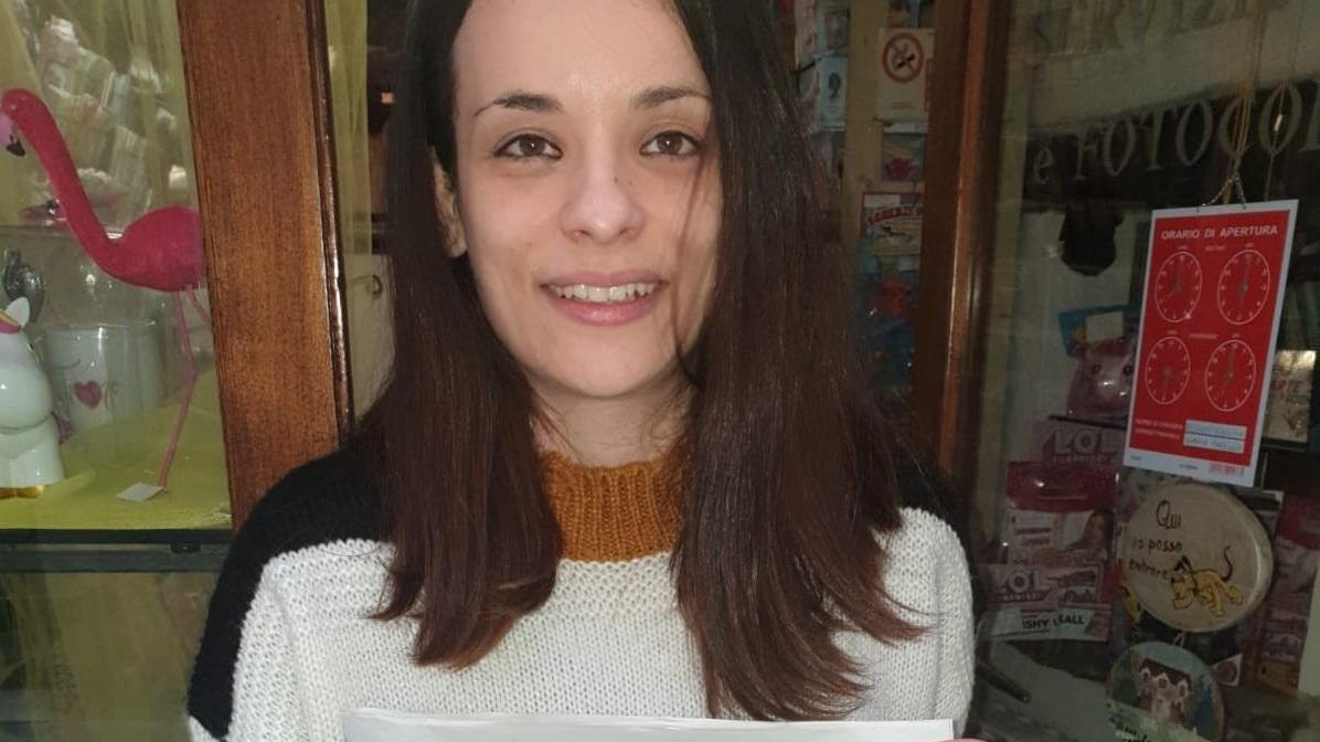 L’unica edicola resta aperta grazie alla sfida di Marta