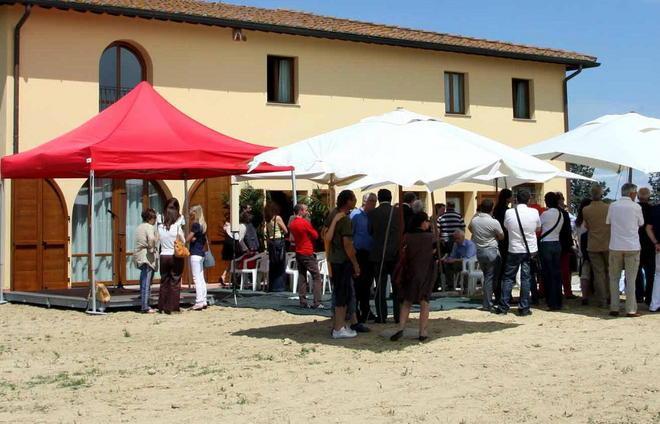 Nuova professione per garantire gli anziani e i disabili 