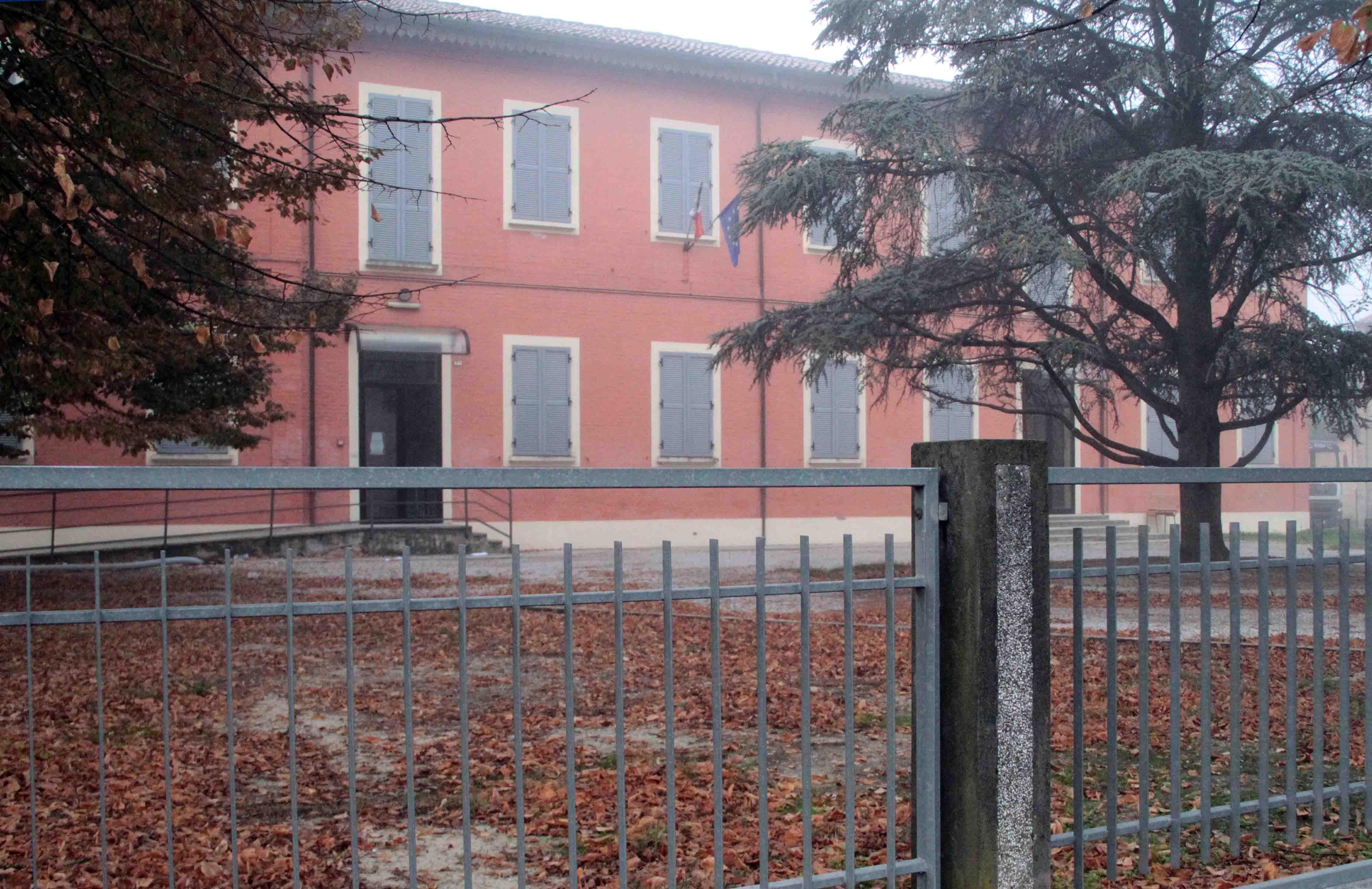 Mancano 780.000 euro per il recupero delle vecchie scuole 