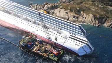 Costa, il ministro Clini al Giglio. Sabato incidente probatorio