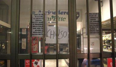 Troppa criminalità nella zona, chiuso il bar della stazione 