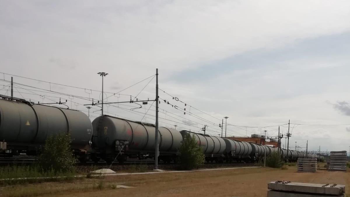 Marzaglia: Allarme per gocce da treno con carico di liquido infiammabile, era acqua piovana
