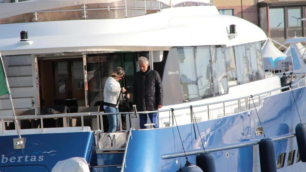 Andrea Bocelli sul suo yacht “Libertas” in vendita