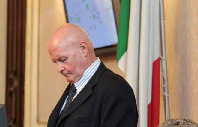Nuovo psicodramma Idv e Pd ai ferri corti dopo la Gran Guardia 