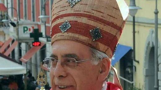 La Chiesa apre una scuola media
