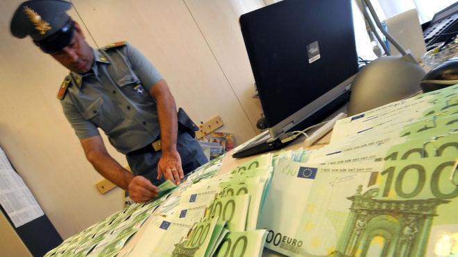 Boom di centri estetici abusivi «Migliaia di euro in nero»
