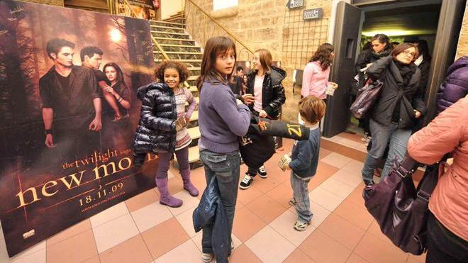 Cinema, cresce l’affanno spettatori in calo del 20%