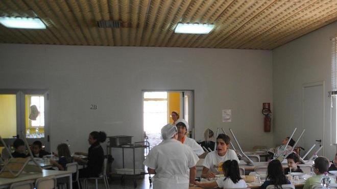 «Mense, non c’è chiarezza sulle tariffe»