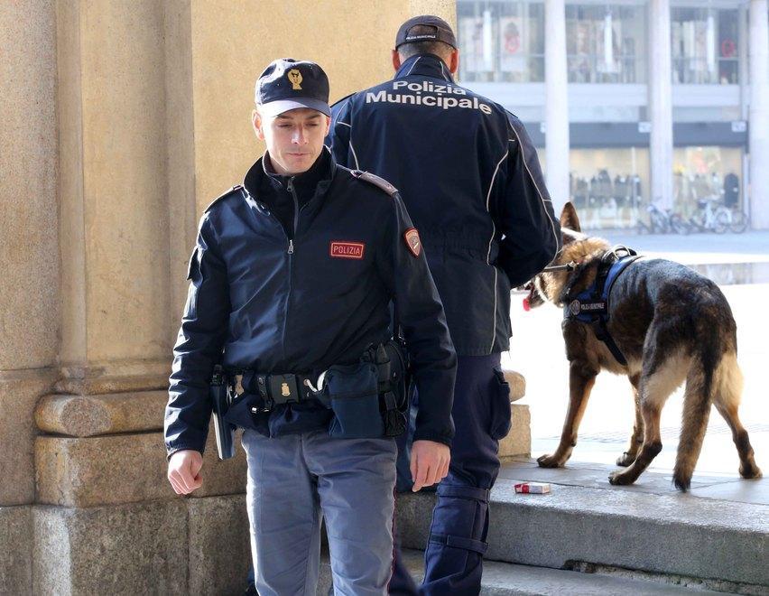 Bivaccava al Valli Daspo ad un 48enne con divieto di stare lì per cinque mesi 