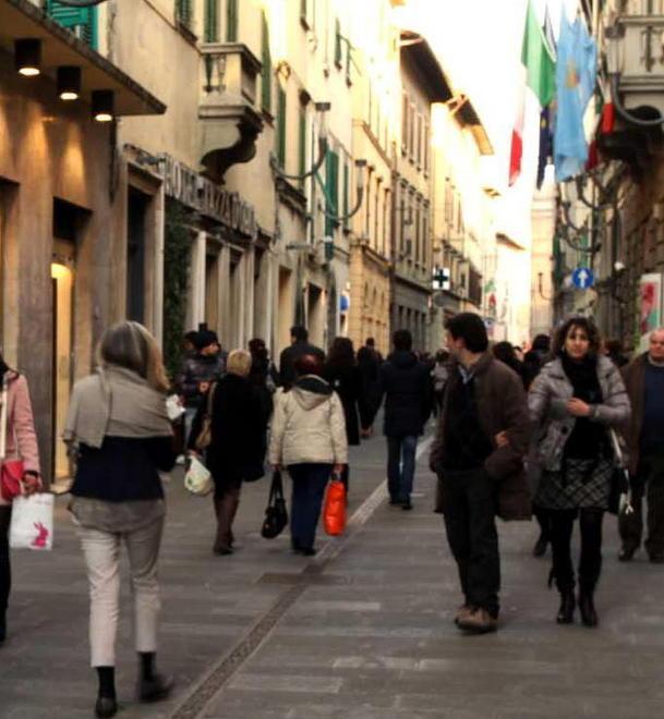 Centro, dal 19 stop alle macchine 