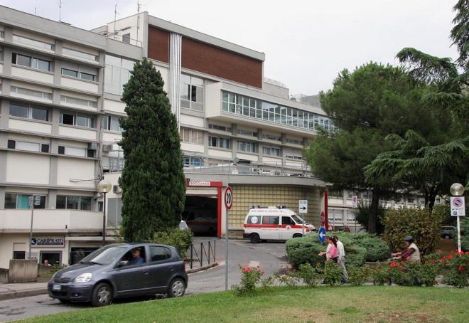 «Bambino paralizzato per colpa dell’ostetrica» 