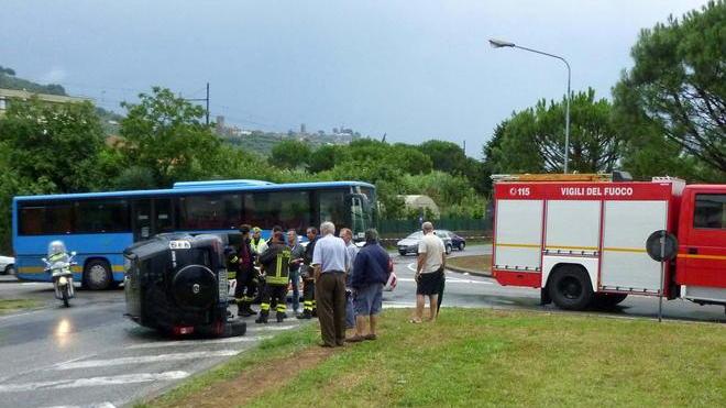 Una rotatoria “normale” tra Uzzano e Buggiano