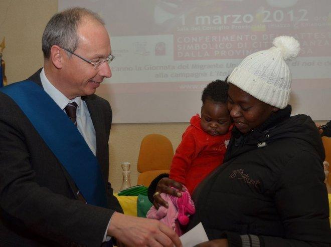La cittadinanza simbolica a 1200 bambini immigrati