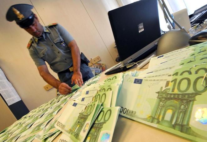 Evasione e fatture false per 23 milioni 