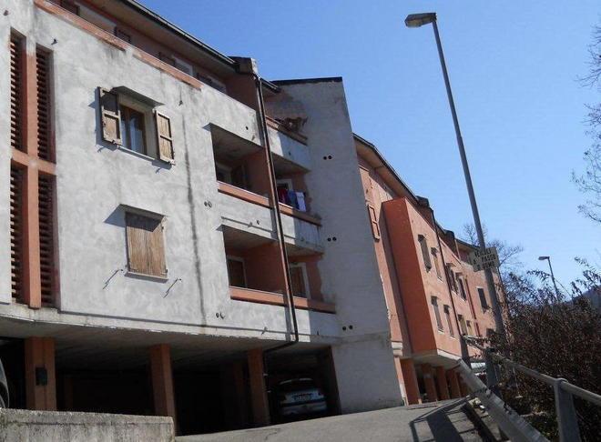 Inquilino esasperato «Mi piove in casa da diciassette anni» 