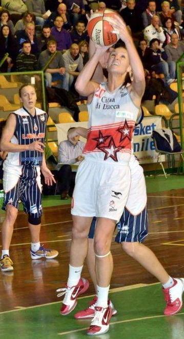 Le Mura all’assalto della Famila campione d’Italia 