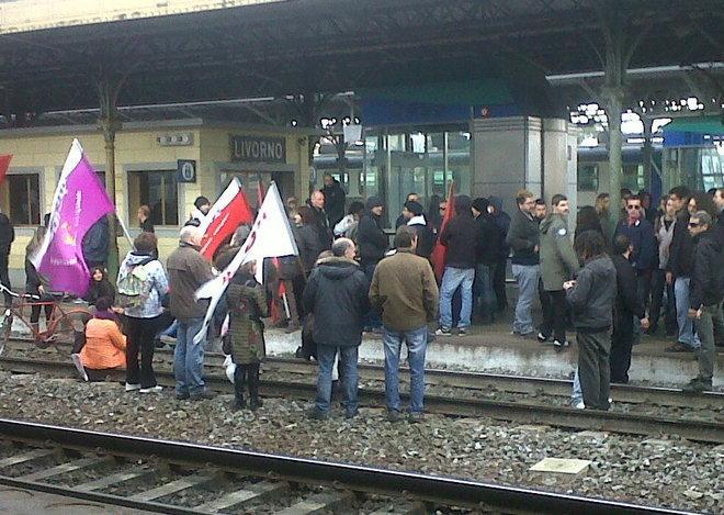 No-Tav, la protesta sui binari 