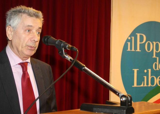 «Alleato con i traditori». I dissidenti non votano 