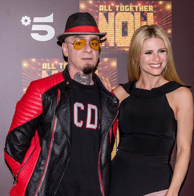 Hunziker e J-Ax al debutto Su Canale 5 il music game con cento esperti in giuria 