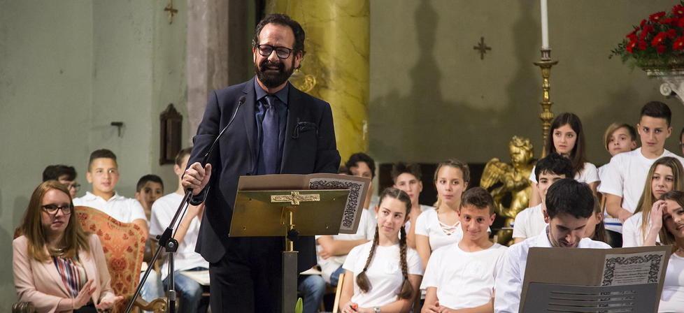 “Zwani”: dedicato a Pascoli il Concerto di Primavera della scuola media Massei 