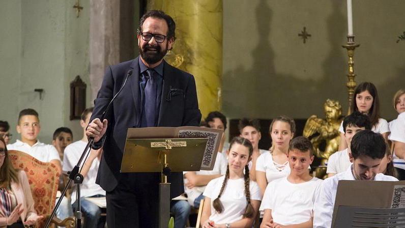 “Zwani”: dedicato a Pascoli il Concerto di Primavera della scuola media Massei