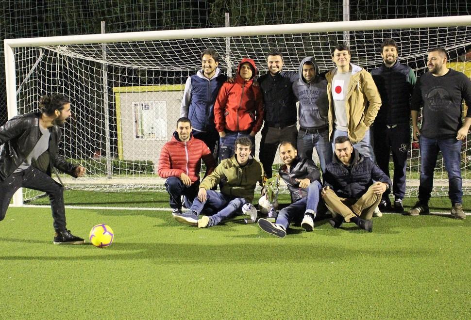 Il Bar Roma campione di calcio a 7 Uisp supera anche gli ottavi delle finali regionali