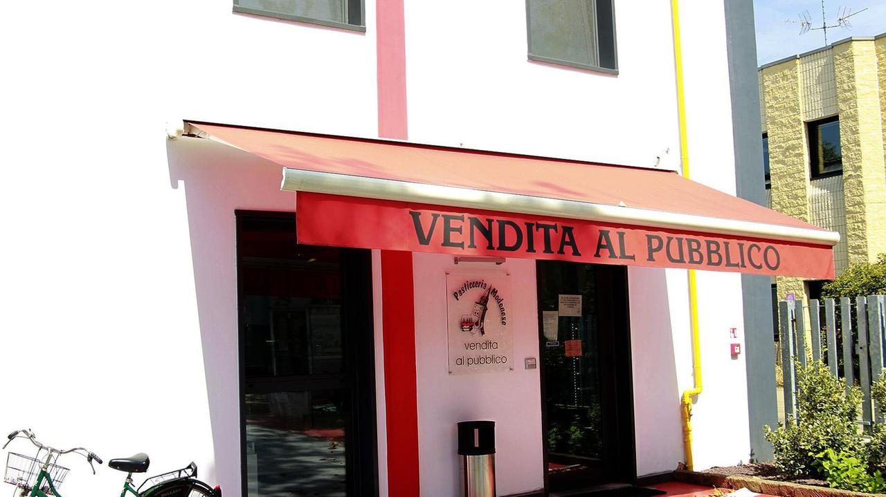 Modena Est Colpo da 15mila euro alla pasticceria Modenese