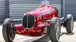 Maserati. Nello showroom del Tridente l’unico esemplare della 320S