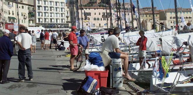 Stop alle fughe degli yacht dai porti turistici elbani 