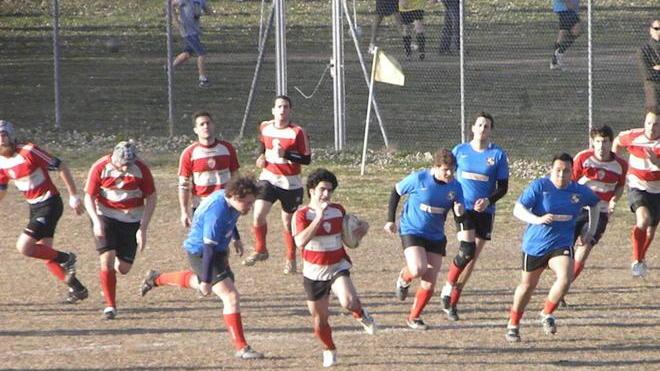 Rugby Villaggio a valanga sul Siena 2000