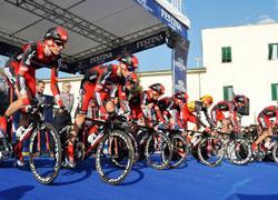 Ciclismo, Greenedge vince prima tappa Tirreno-Adriatico 