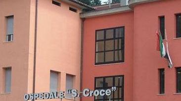 Medico di Castelnuovo indagato per la morte di una donna di 64 anni