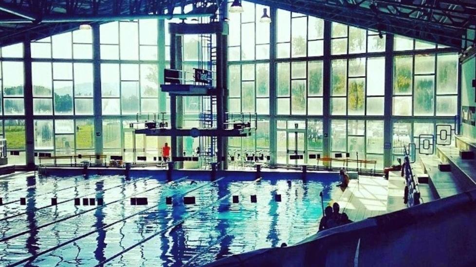 La piscina comunale va a gara per 20 anni