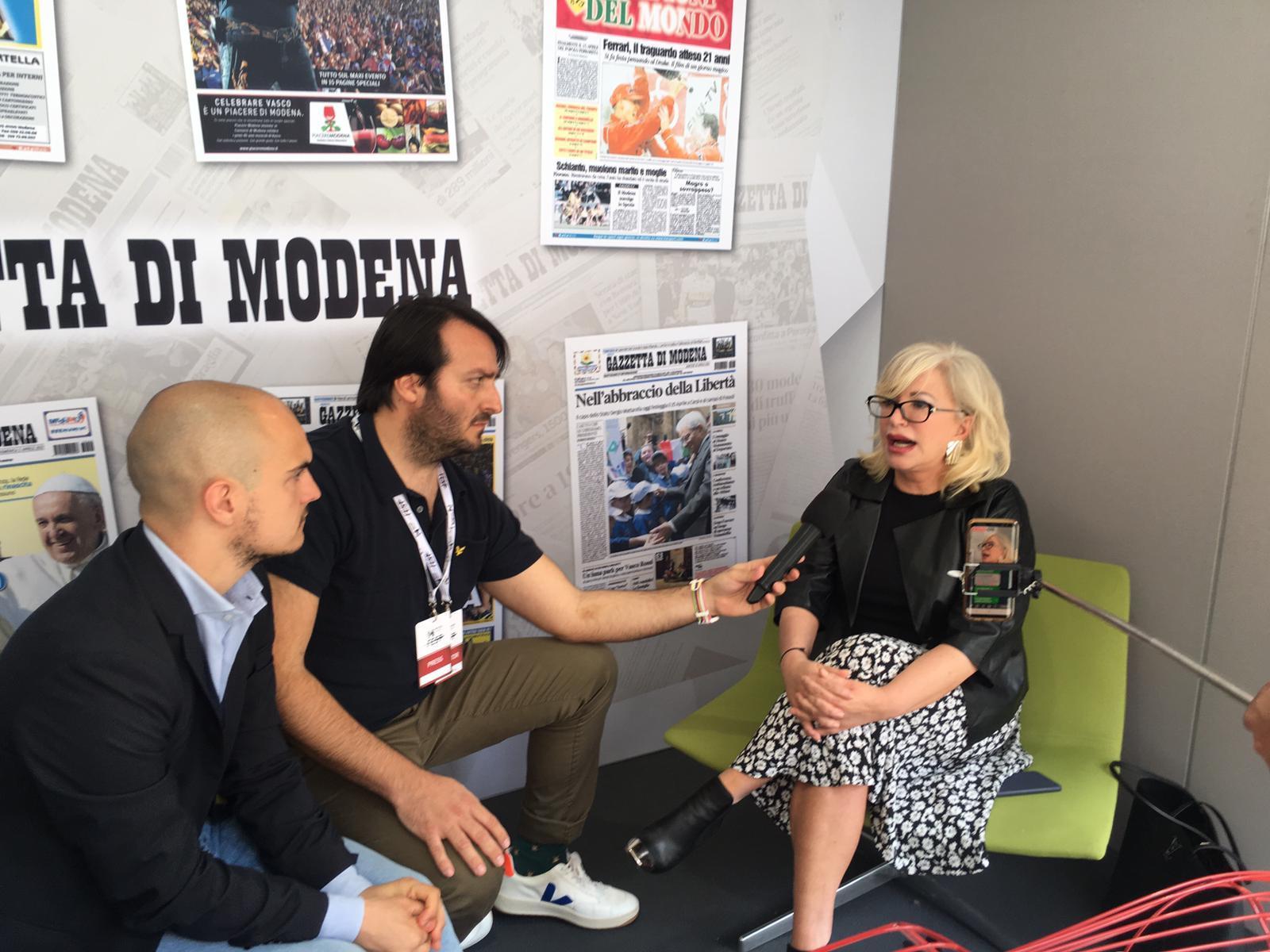 IN DIRETTA/ Il mondo dei motori sfila allo stand della Gazzetta
