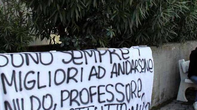 Lacrime all’addio al prof Nildo Vanelli: «Vuoto incolmabile»