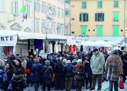 Mercato del Forte, negozi in rivolta 