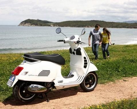 Vespa Gts 300 per i teutonici è lo scooter dell’anno 