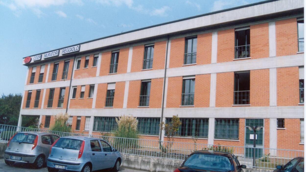 La Coop Muratori di Reggiolo lotta contro la crisi: piano per salvare l'azienda