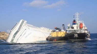 Costa Concordia, Rossi: "Rimuovere il relitto ma non a pezzi"