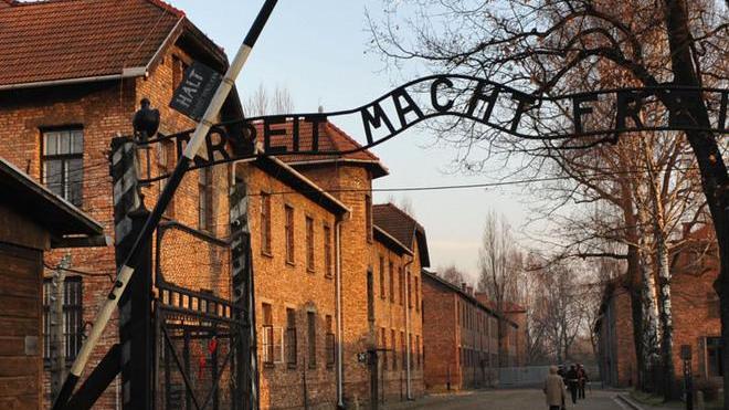 Gli studenti in viaggio ad Auschwitz