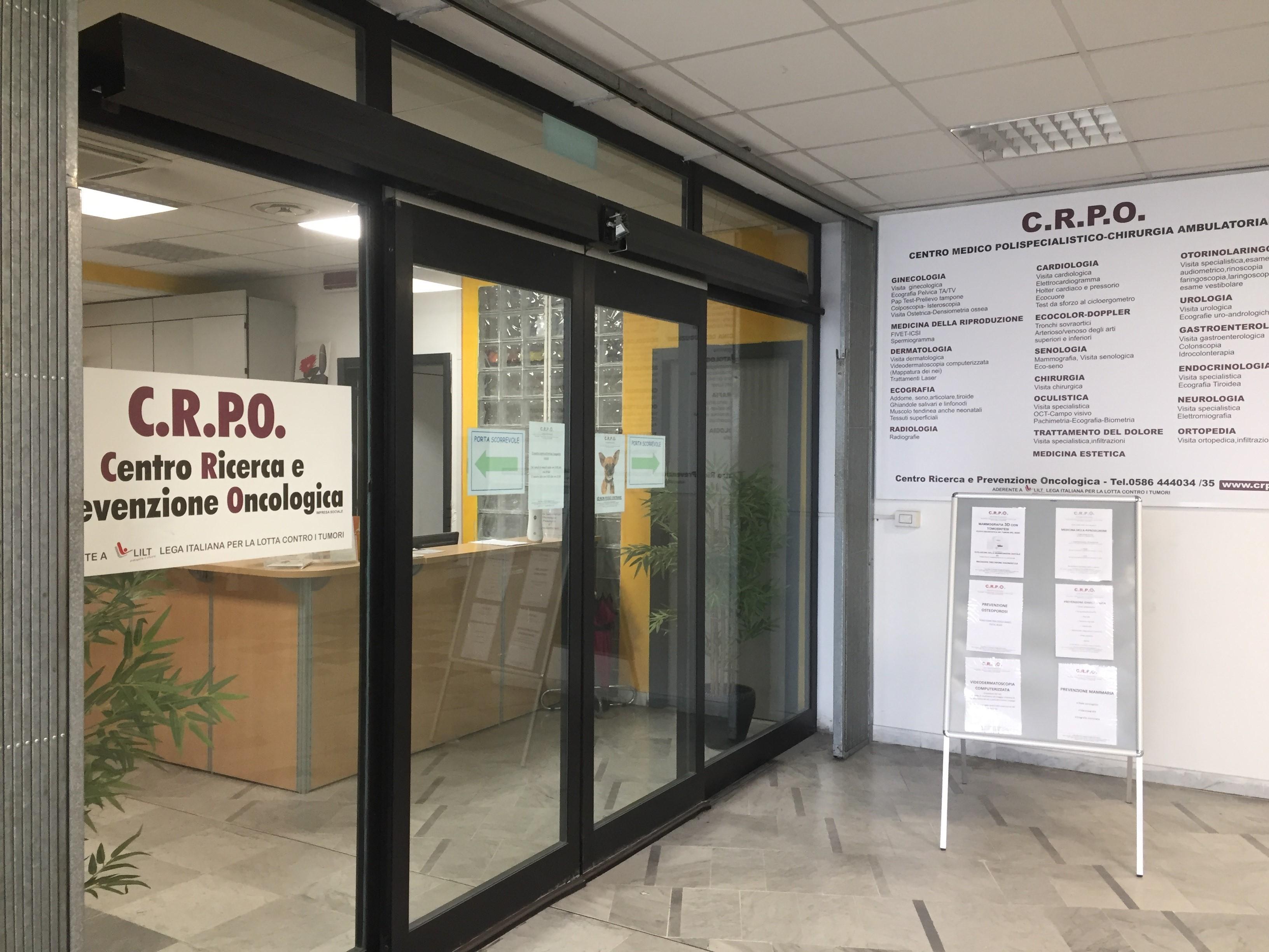 L'ingresso del Centro di ricerca e prevenzione oncologico di via March, al Picchianti