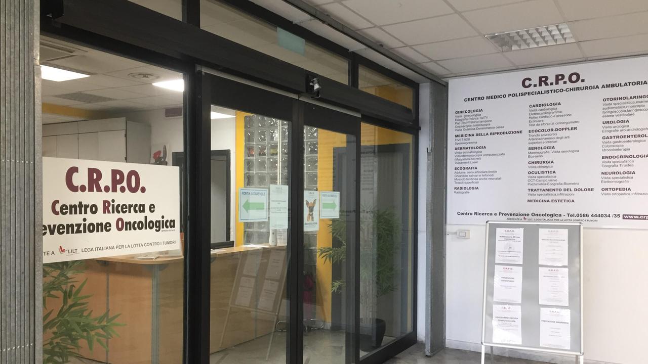 L'ingresso del Centro di ricerca e prevenzione oncologico di via March, al Picchianti