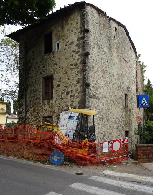 La “Casa dell’Agnese” sarà demolita entro domenica 