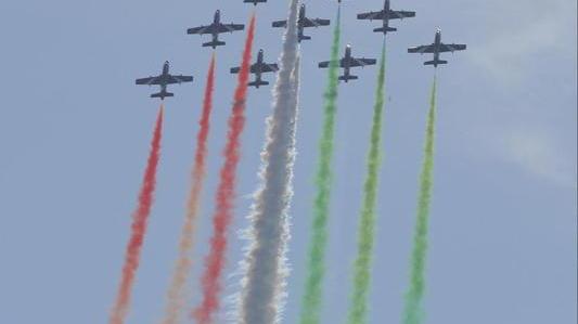 Fotografate le Frecce Tricolori noi premiamo gli scatti migliori